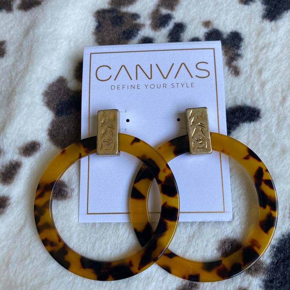 Tortoise Shell Gold Studded Earrings